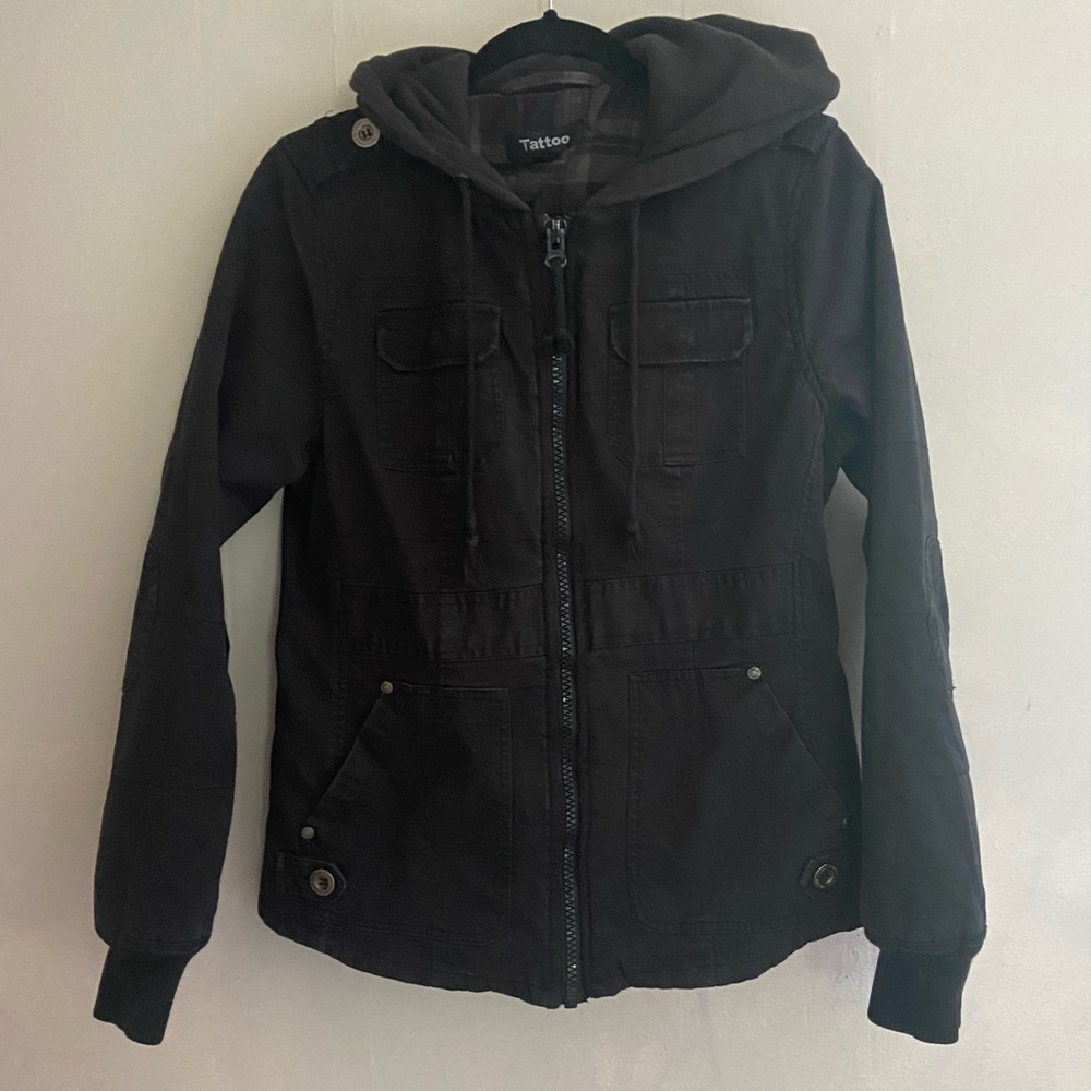 Tattoo Women’s Size Large Black Full Zip Jacket